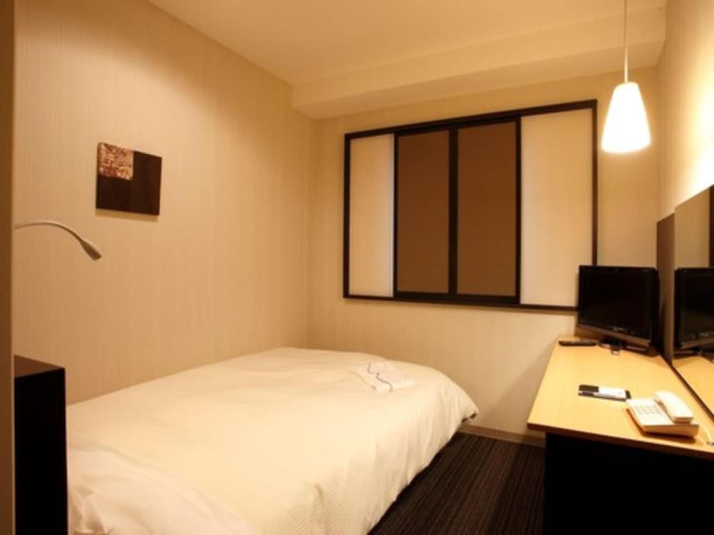 Single Room, Non Smoking - Photo 4