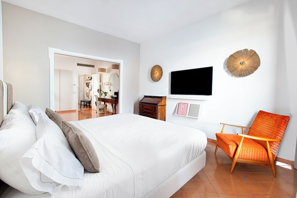 Panoramic Studio Suite, Balcony, Sea View photo 2