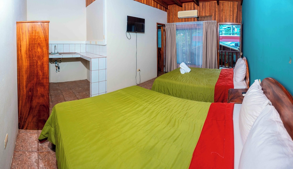 Standard Room, 2 Double Beds photo 1