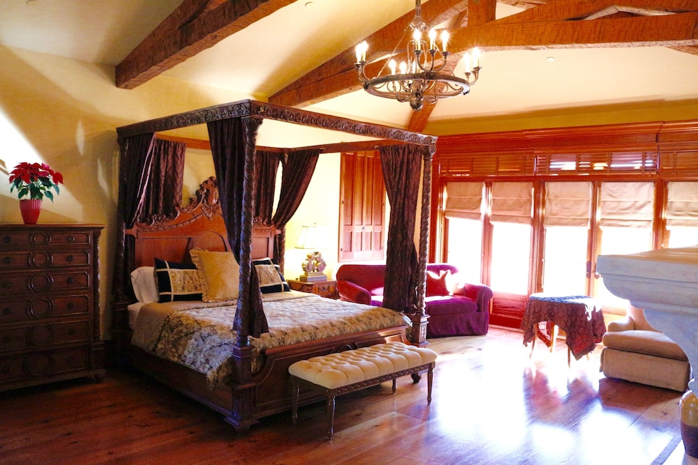 Winemaker's Residence, 2 Bedrooms, Hot Tub, Vineyard View photo 3