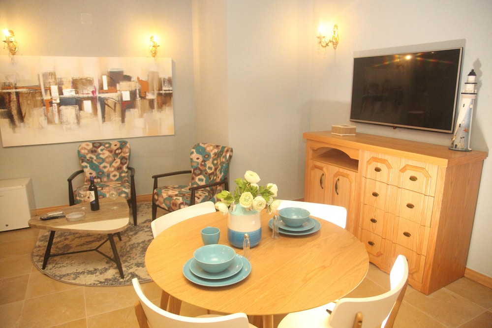Deluxe Suite photo 3