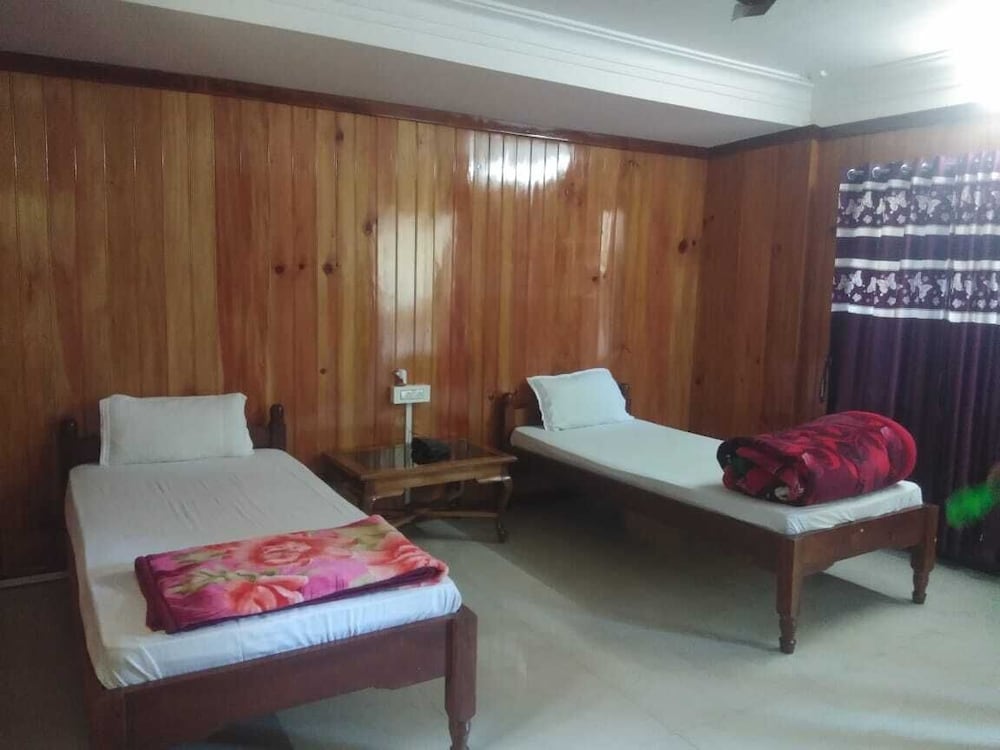 Standard Double or Twin Room - Photo 6