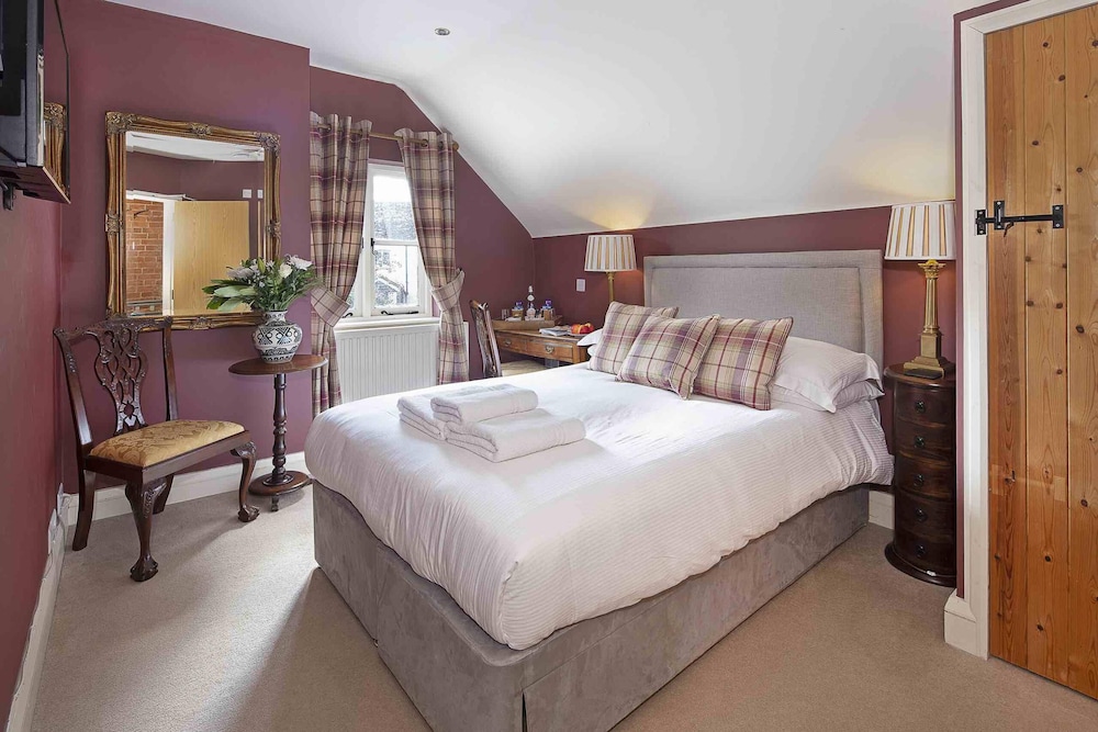 Standard Double Room, Ensuite (shower)