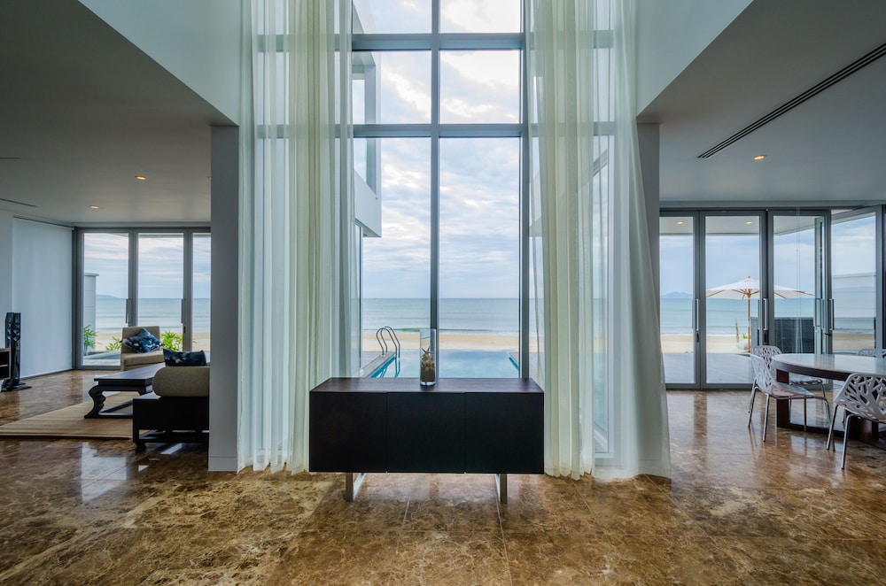 5 Bedrooms Villa with Sea view free daily minibar and one time BBQ set menu - Photo 11