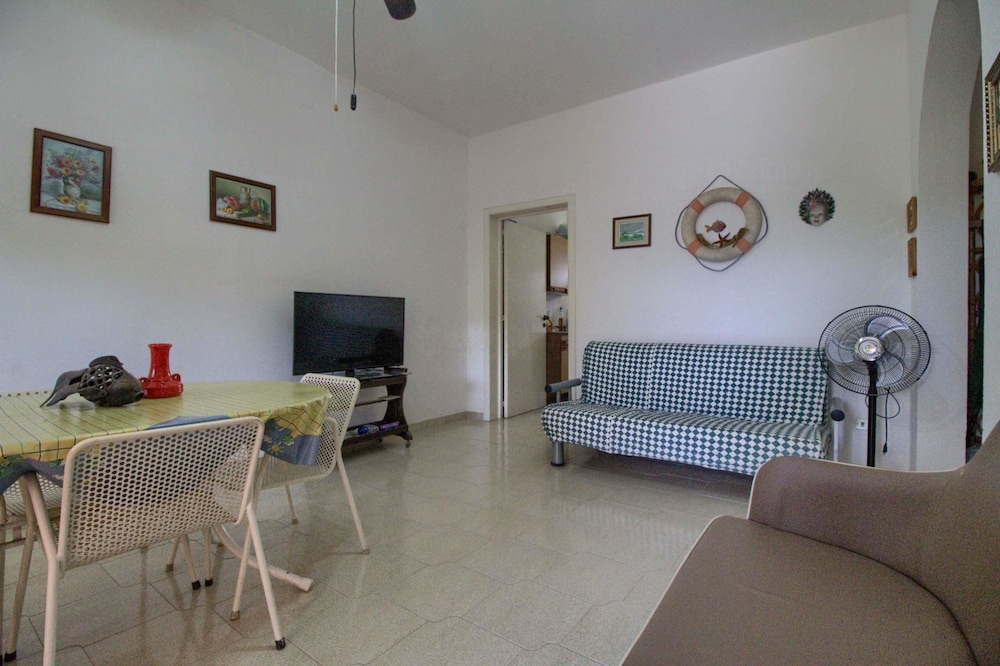 Apartment (3 Bedrooms) photo 2