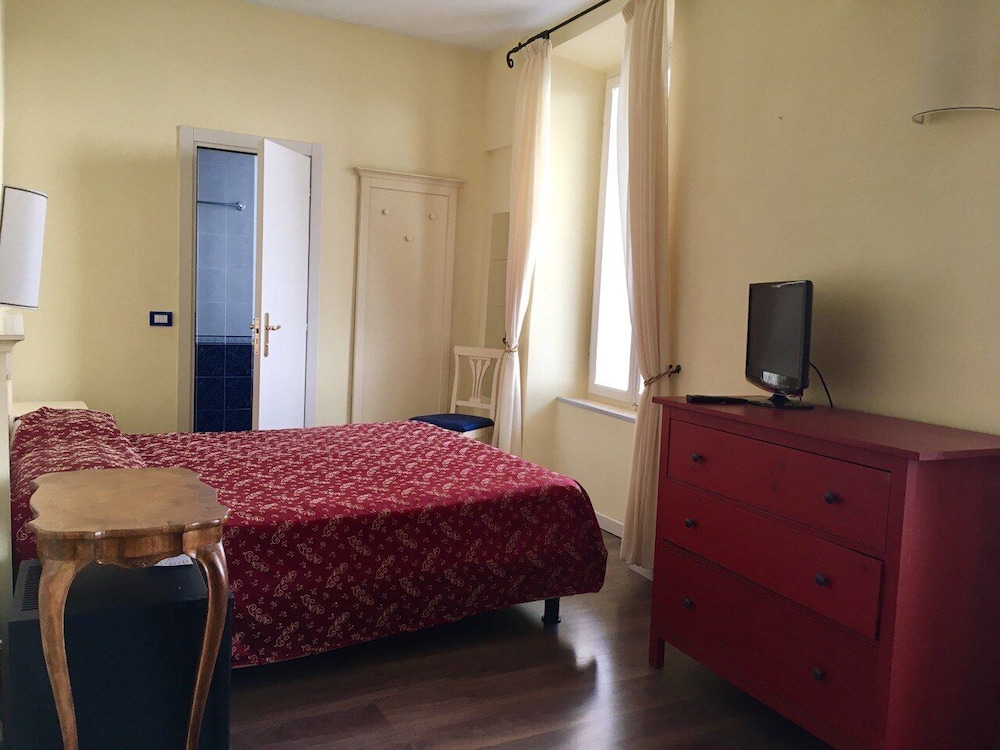 Superior Room, Lake View photo 3