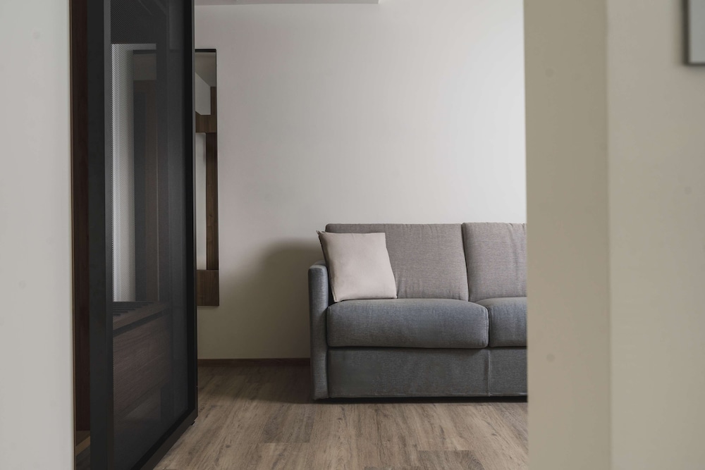 Junior Suite, 1 King Bed, Terrace - Photo 14