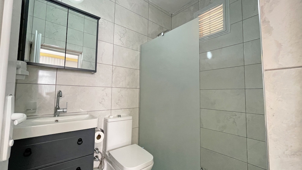 Standard Triple Room photo 2