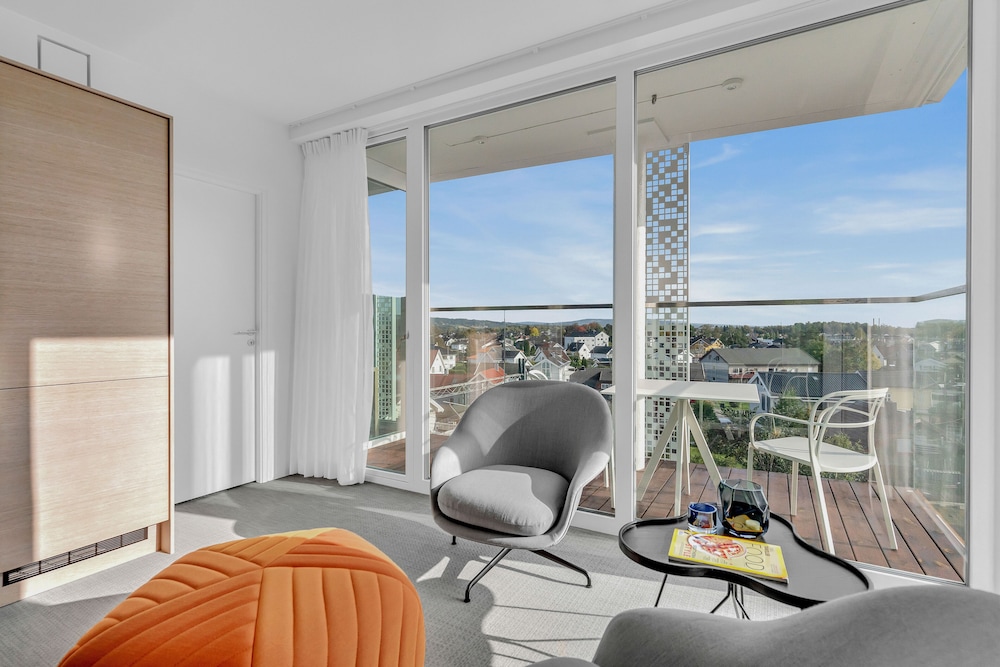Apartment with balcony - Photo 9