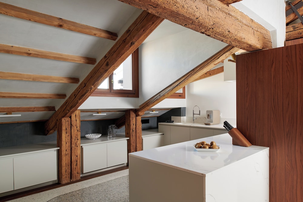 Rialto Apartment photo 3