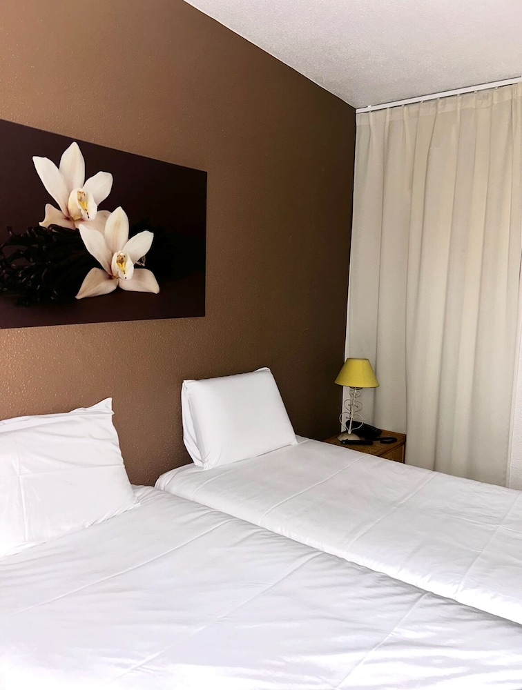 Standard Room, Multiple Beds