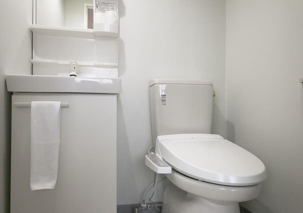 Twin Room, Non Smoking photo 2