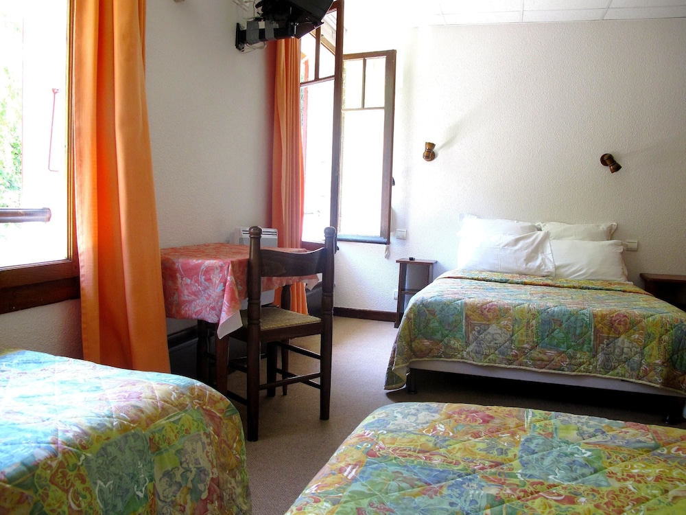 Standard Triple Room photo 1