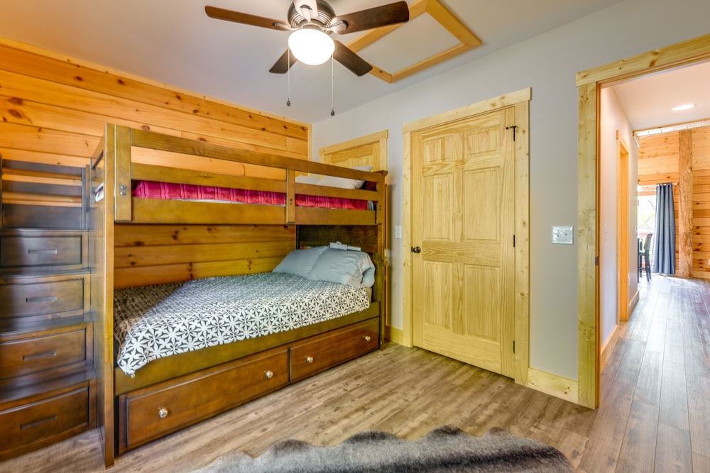 House (2 Bedrooms) photo 2