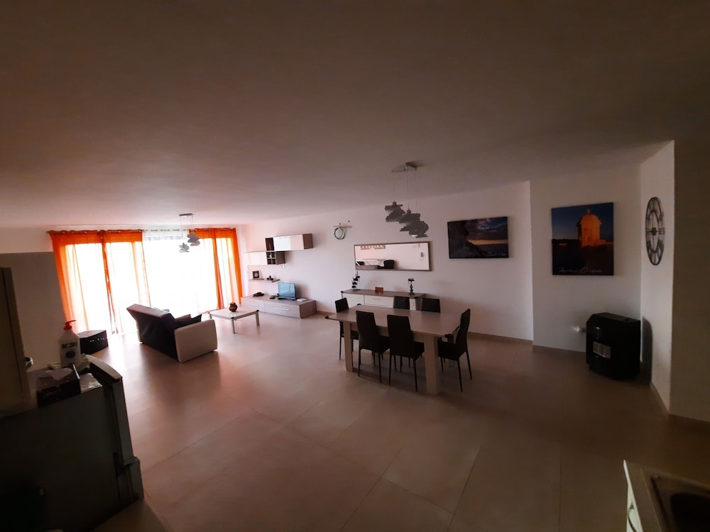 Apartment, 2 Bedrooms, Balcony, City View