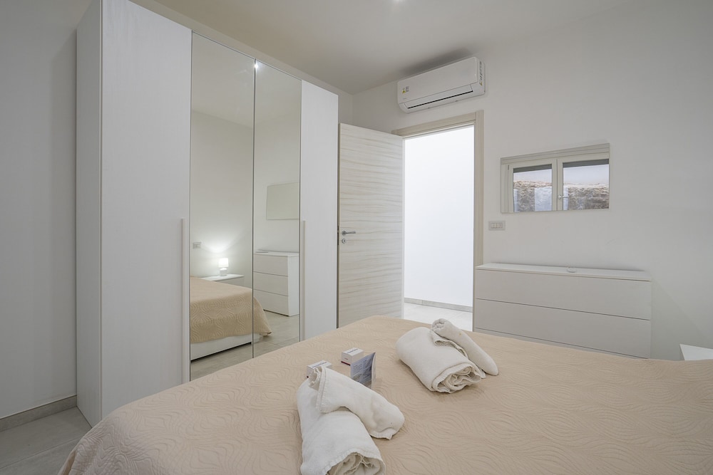 Family Apartment, Multiple Bedrooms, Sea Facing (Villa Blu Panoramica Bilo Sea View)