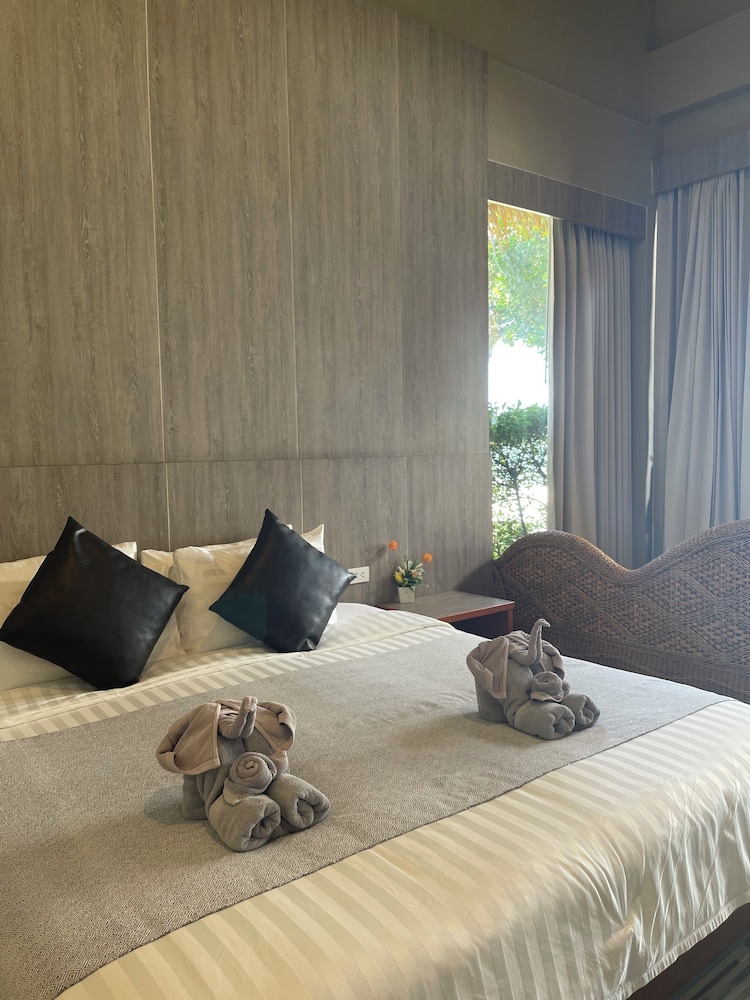 Room Air-Con Beach Front (2 persons) photo 2