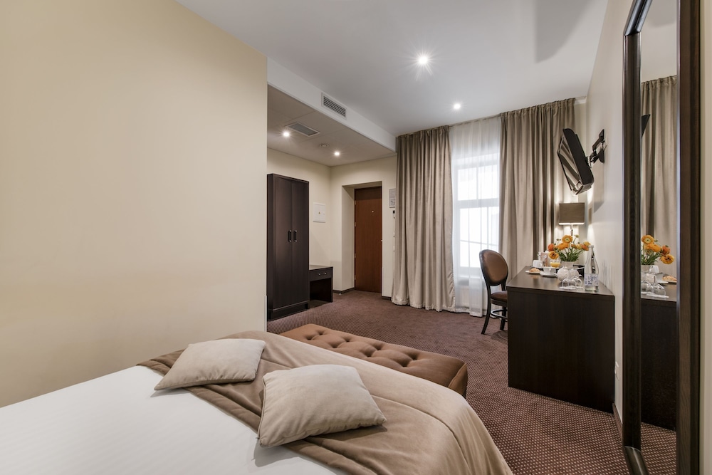 Standard Single Room (Atrium View) photo 2
