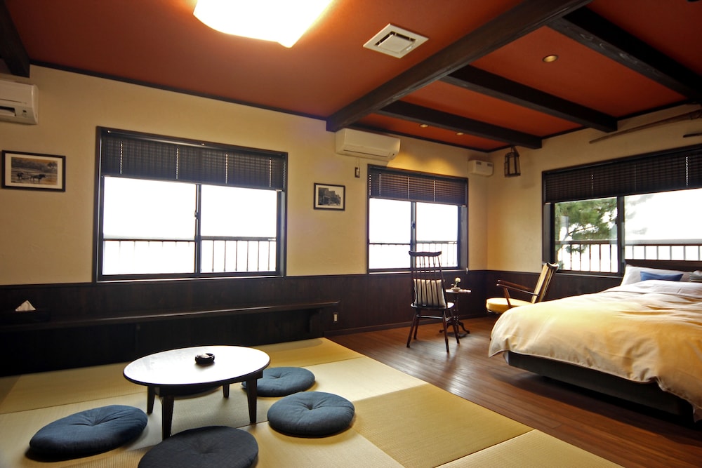 Japanese Western Style Room For 6 Guests With Fine-View Bath photo 2