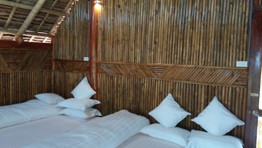 Family Bungalow, 1 Bedroom, Balcony, Mountain View ( 102 ) photo 2