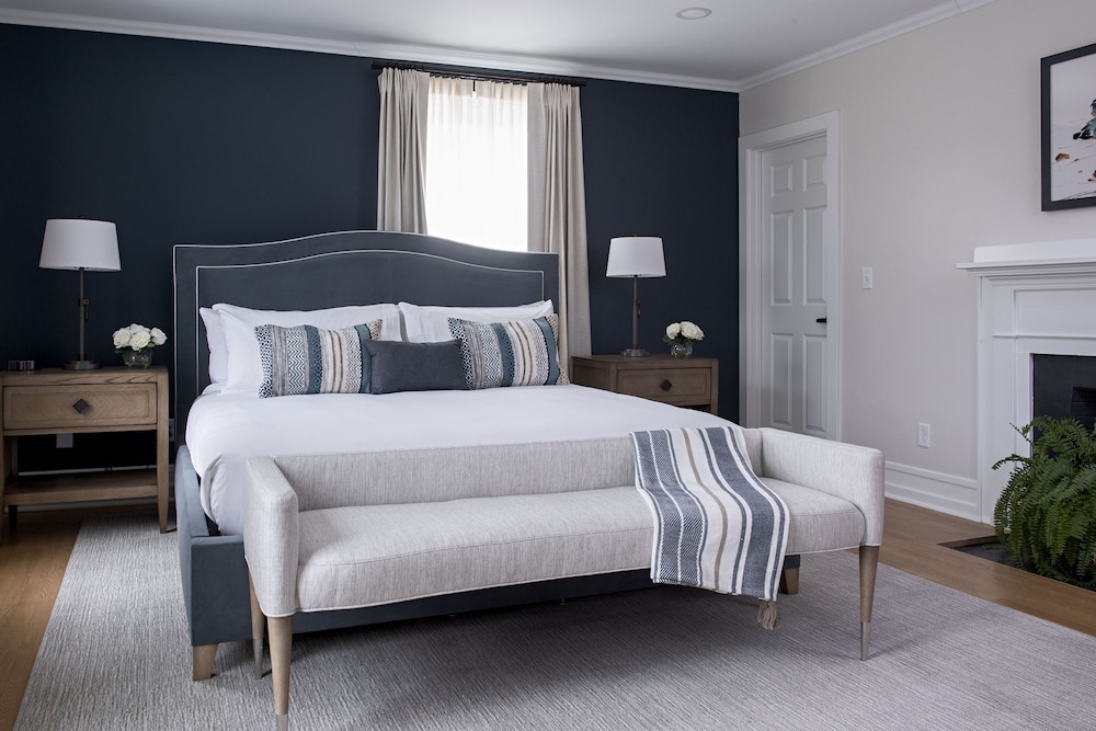 Premier Suite, 1 King Bed with Sofa bed