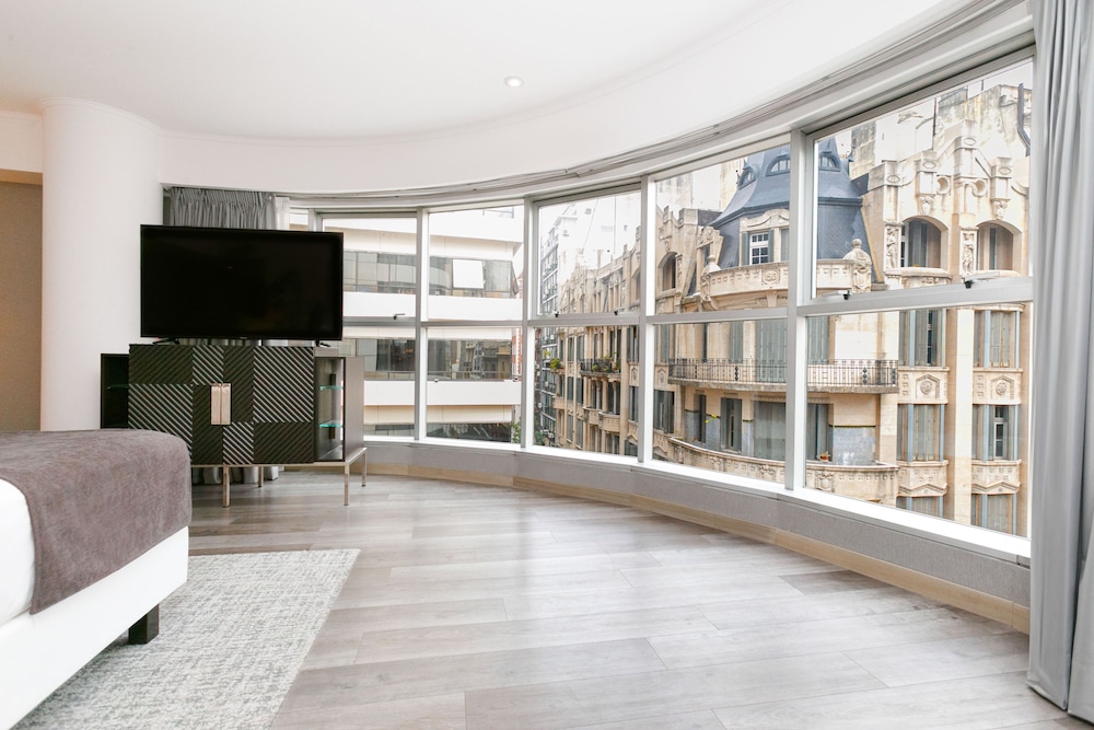 Suite, 1 King Bed, Corner