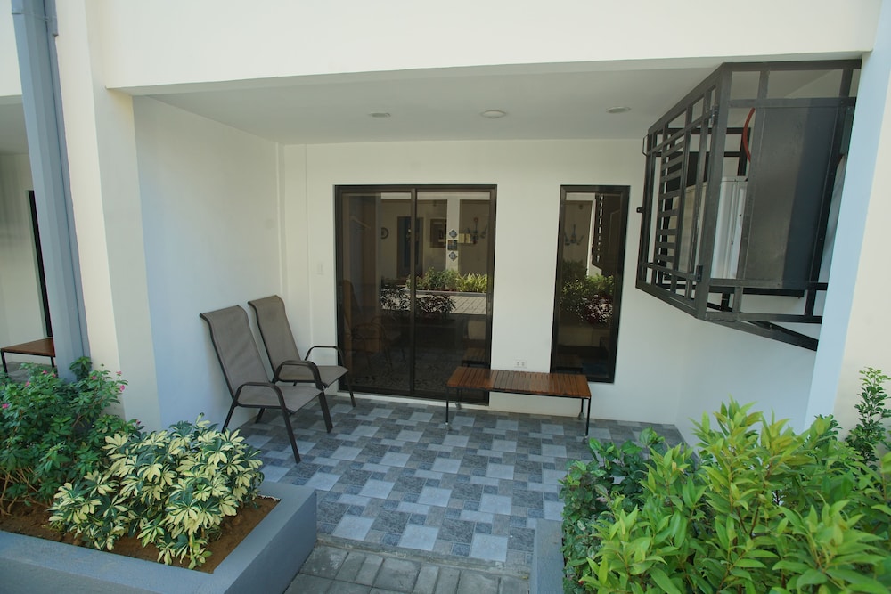 Deluxe Twin Room, Garden View photo 3