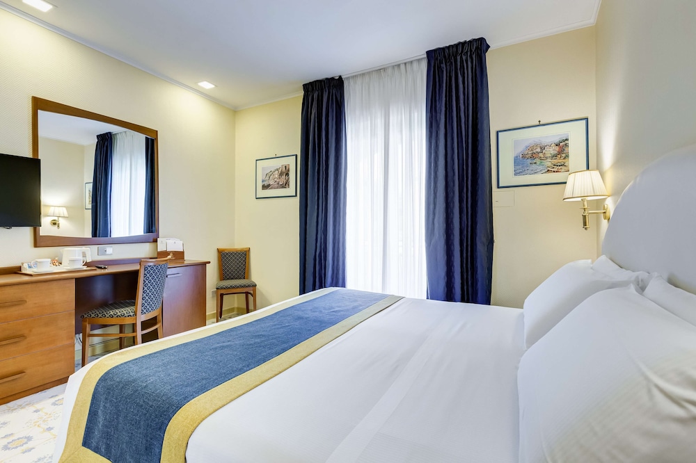 Classic Room, Multiple Beds, Balcony (Bunk Bed) - Photo 5