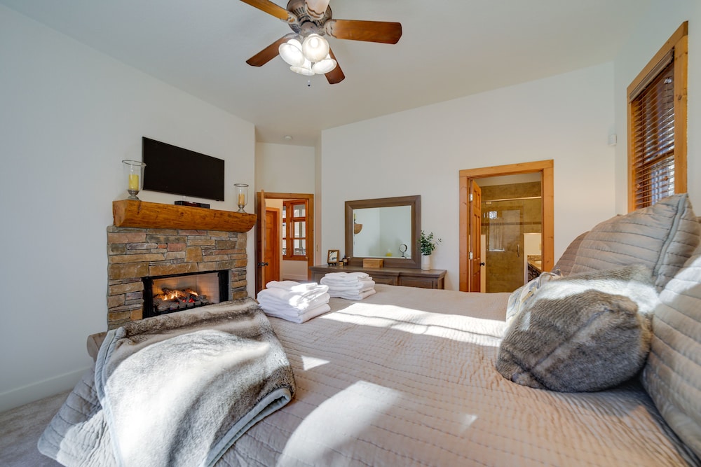 House (4 Bedrooms) photo 2