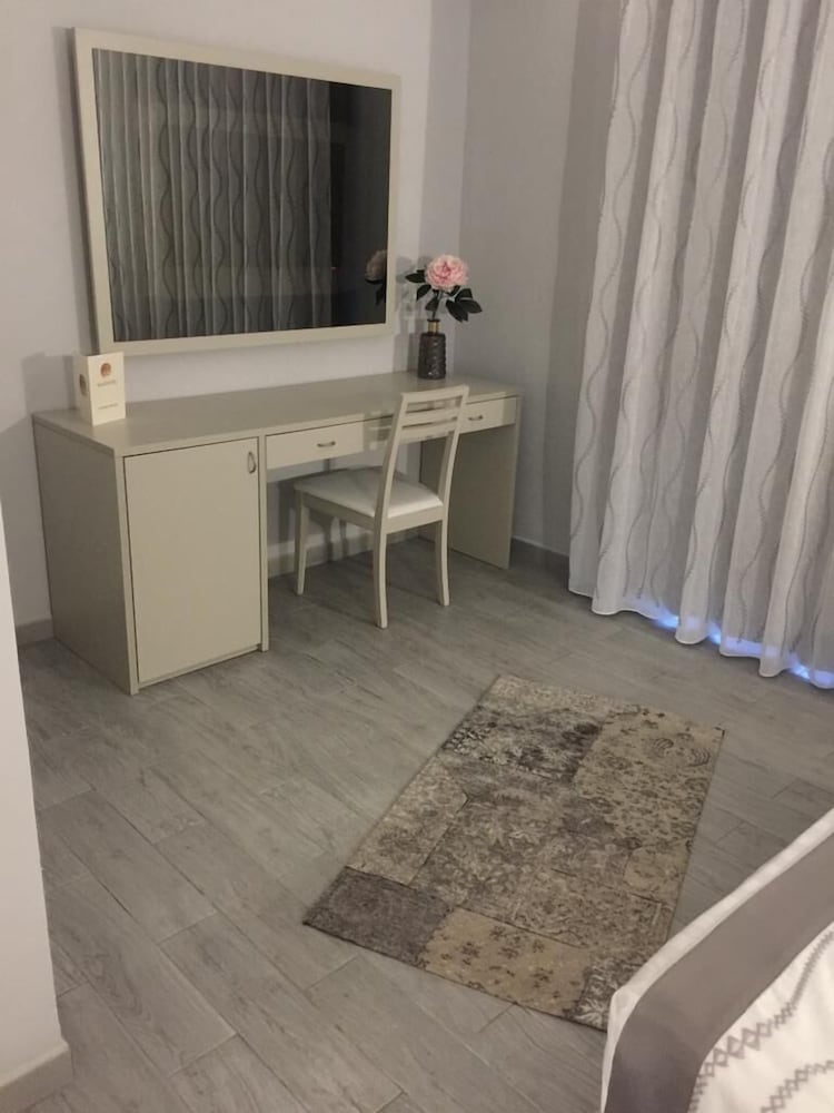 Standard Double Room - Photo 2