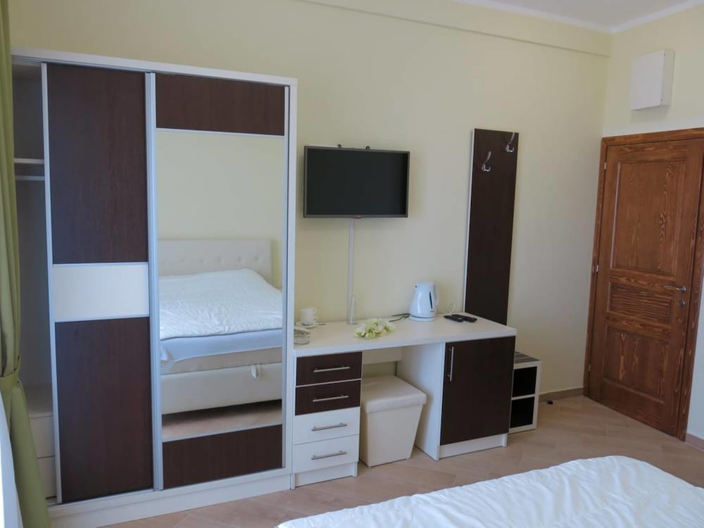Deluxe Room, Sea View photo 2
