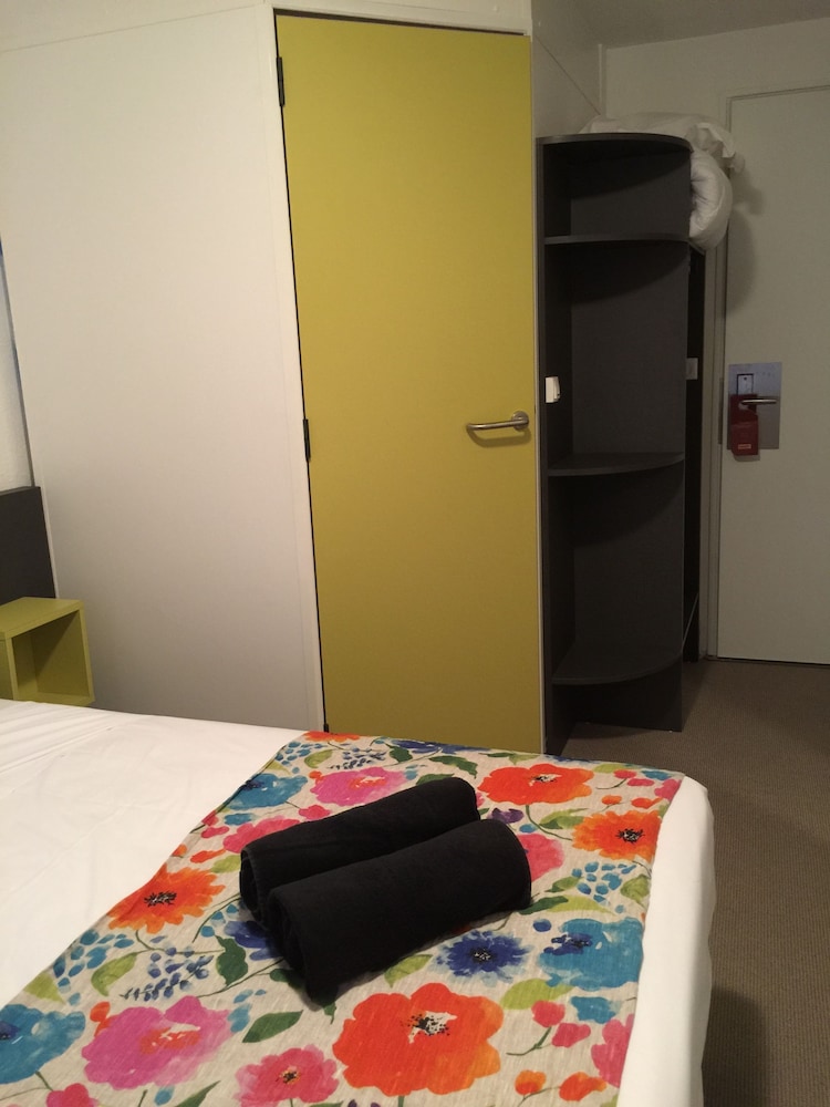 Standard Room, 1 Double Bed - Photo 19