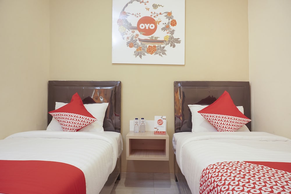 Standard Twin Room - Photo 1