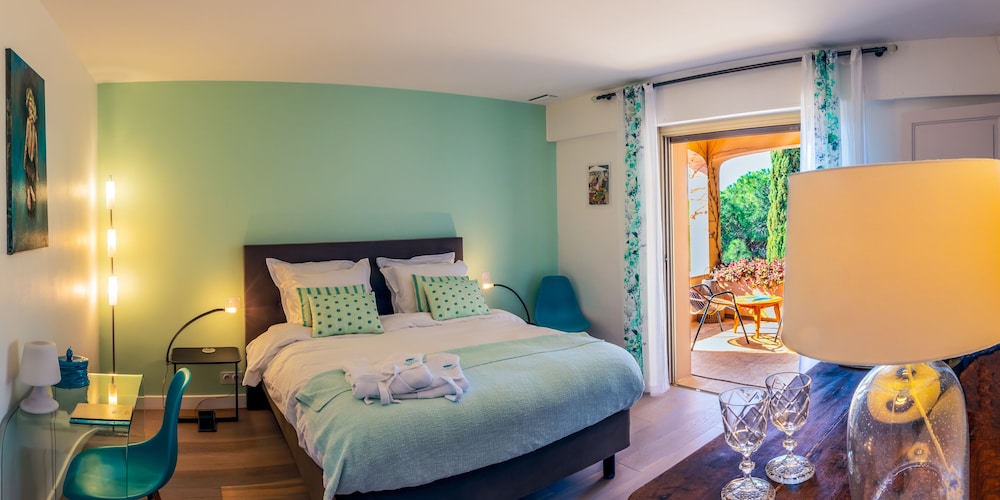 Suite, Balcony (Saint Clair) photo 1