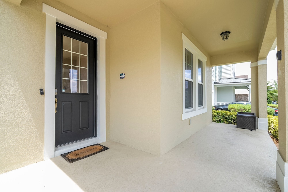 Magical Home Modern Rooms Pool Spa and Game Room Near Clubhouse, 写真 3