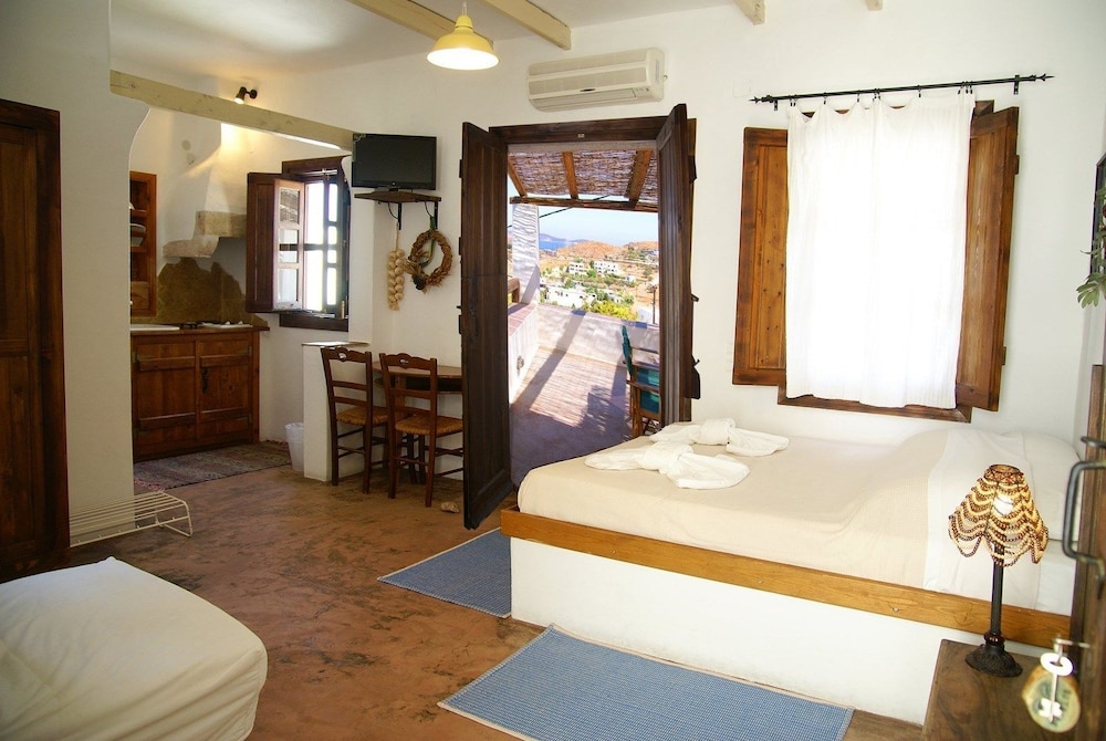 Triple Room photo 3