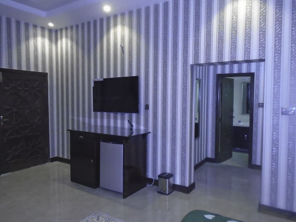 Deluxe Double Or Twin Room photo 3