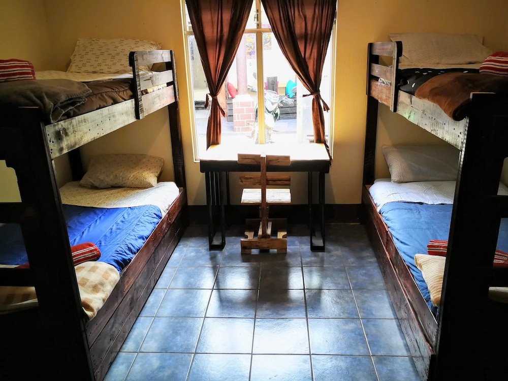 Basic Shared Dormitory, 2 Twin Beds, Non Smoking photo 1