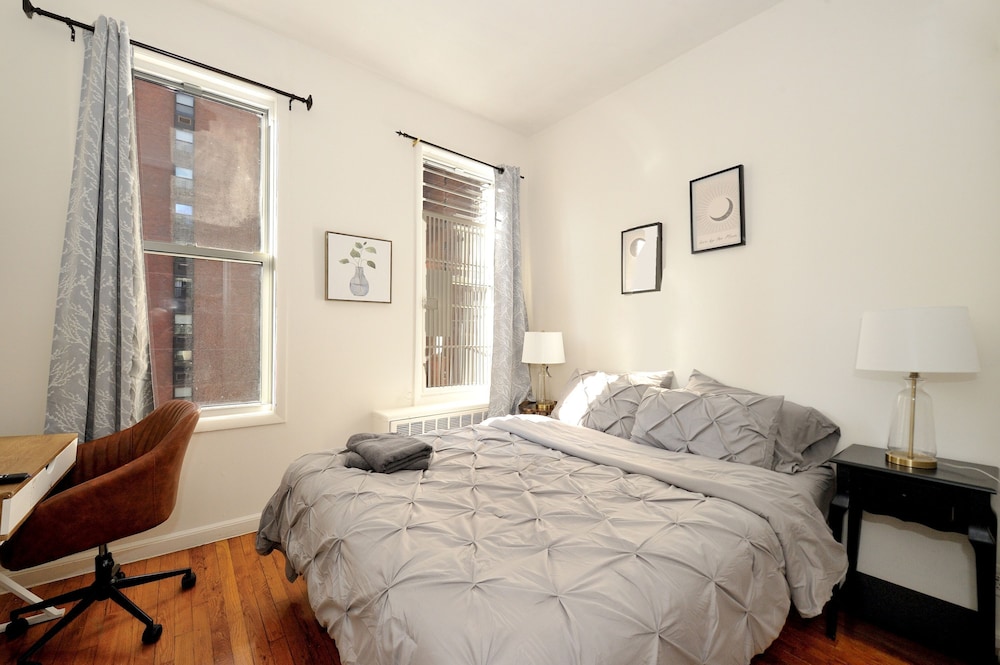 Apartment photo 1