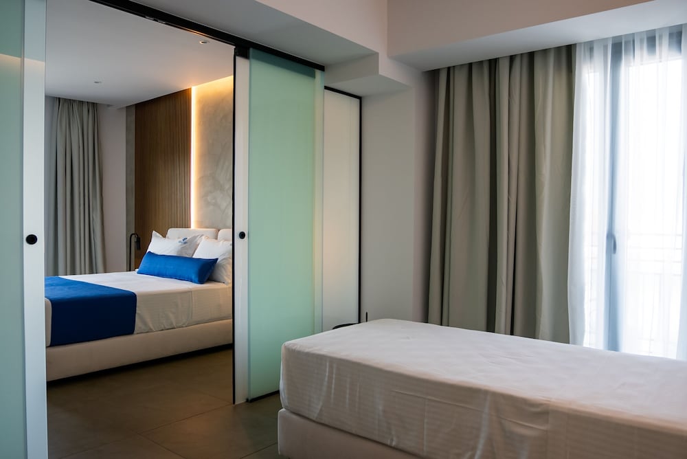 Superior Panoramic Triple Room with Sea View