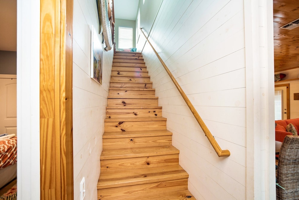 House, Non Smoking