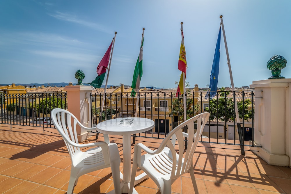 Twin Room, Terrace - Photo 10