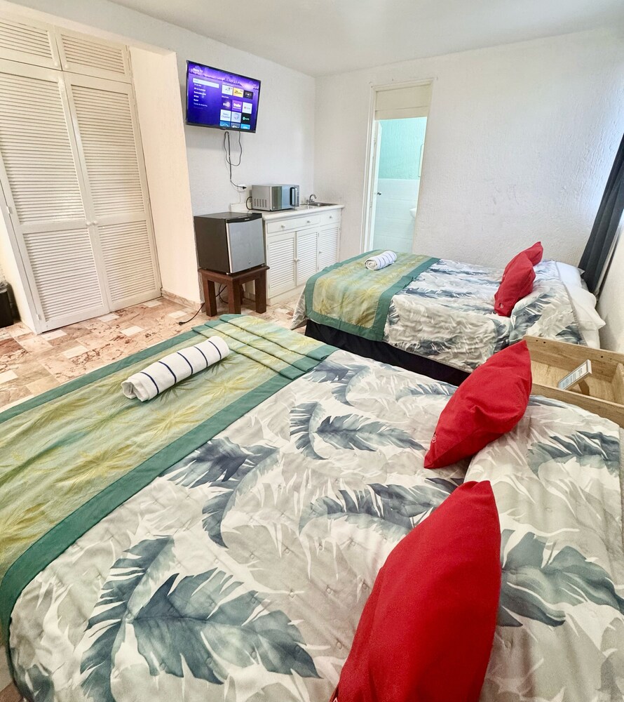 Comfort Quadruple Room, 2 Double Beds