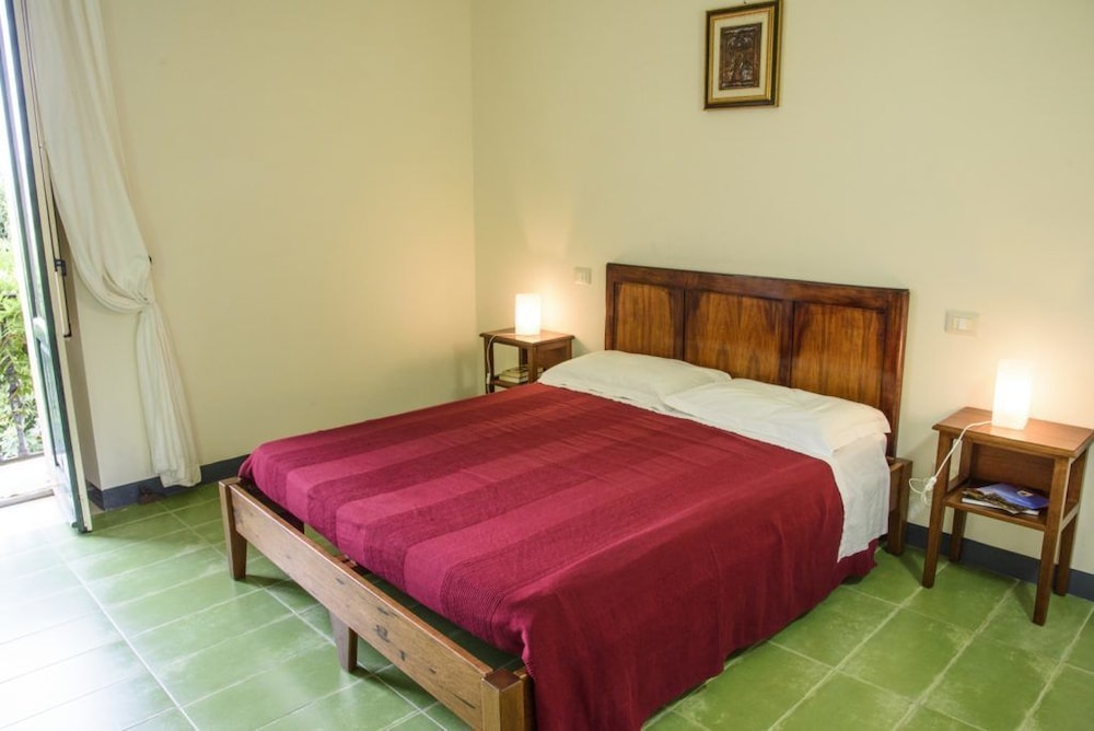 Double or Twin Room photo 3