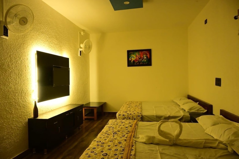 Deluxe Room, Hill View