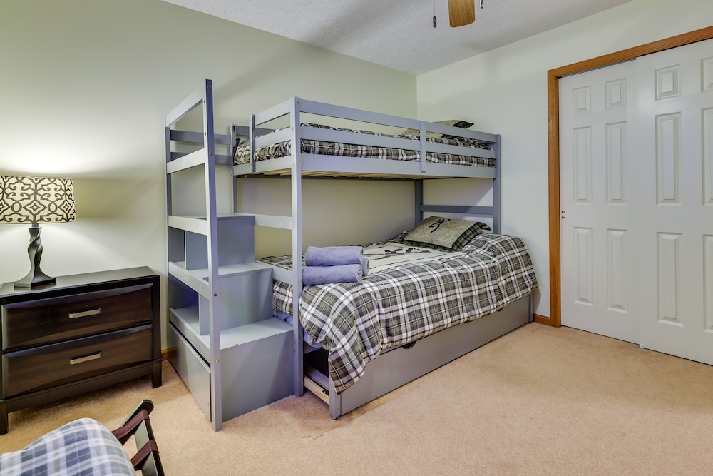 House (4 Bedrooms) photo 2