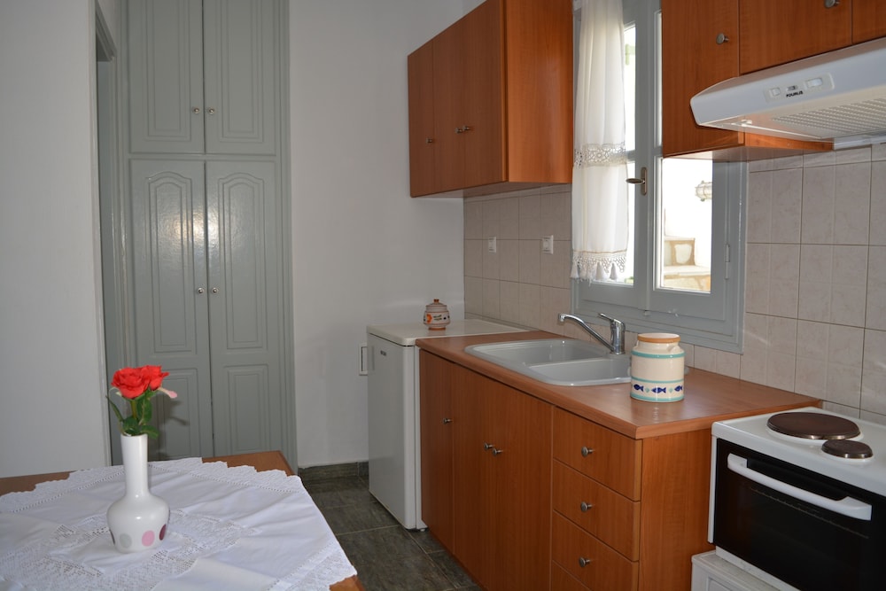 Triple Room, Kitchen photo 3