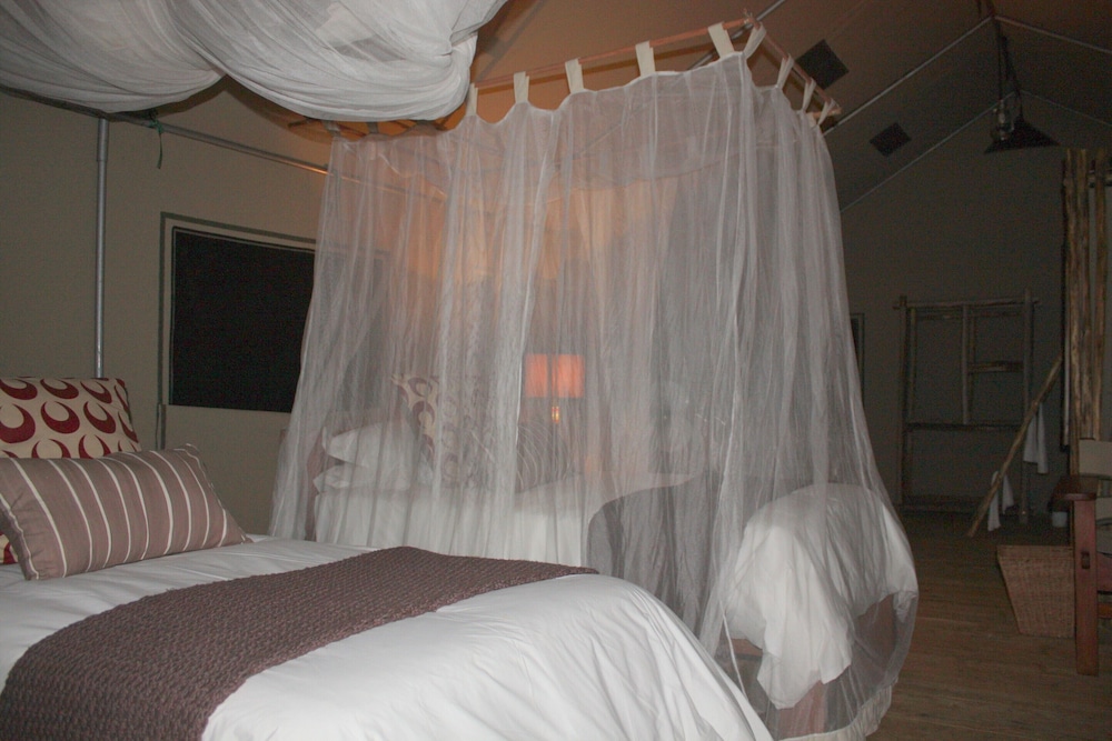 Elephant Camp - Family Chalet (8) photo 2