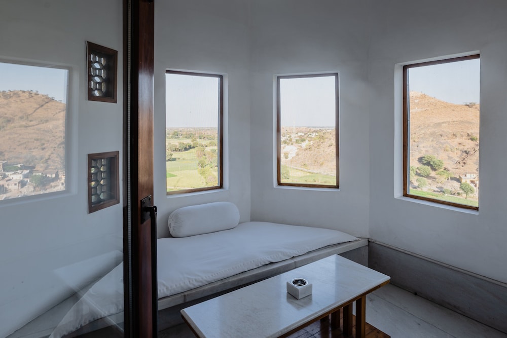 Aravali Suite - Photo 16