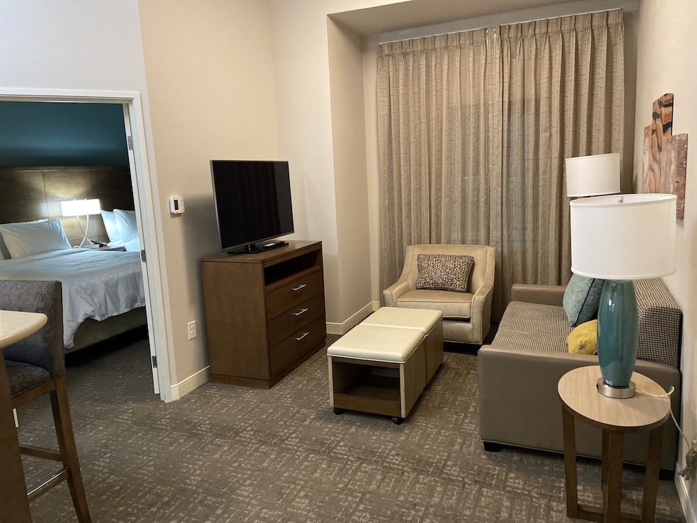 Suite, 1 Bedroom, Accessible Bathtub, Kitchen (Mobility, Accessible Tub) - Photo 2